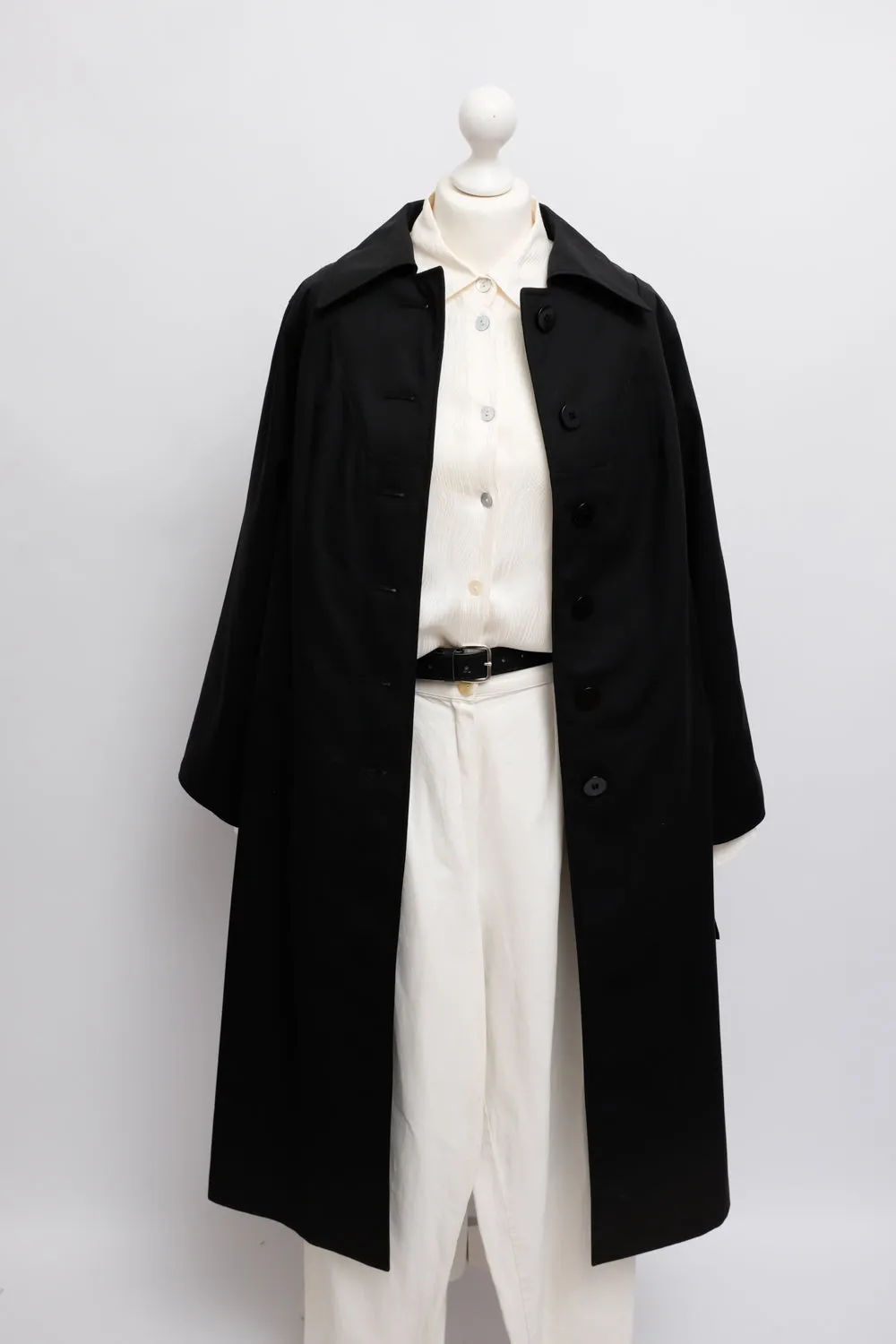 CLASSY BLACK VINTAGE 1960 TRENCH