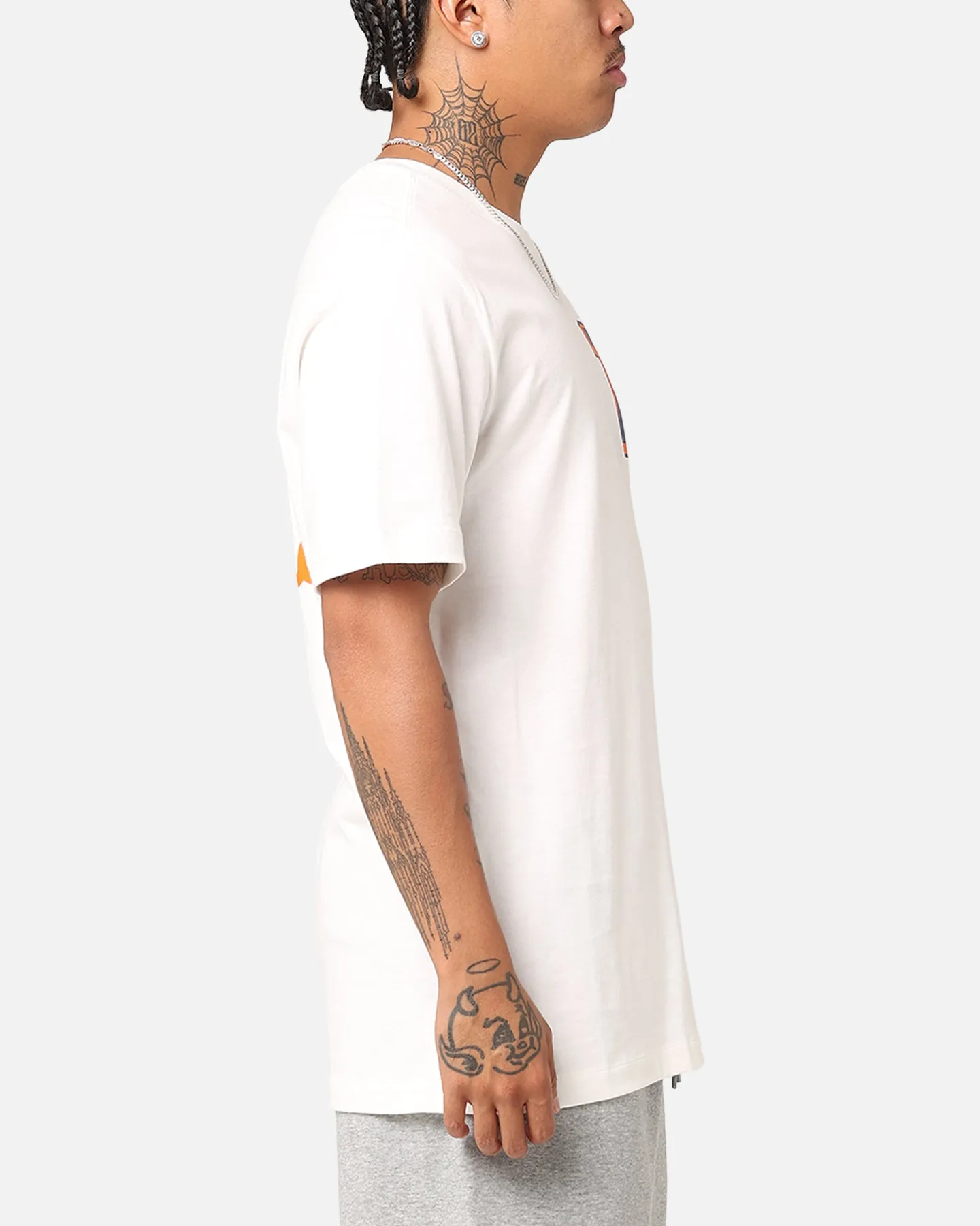 Nike Sportswear Club Essential T-Shirt Sail